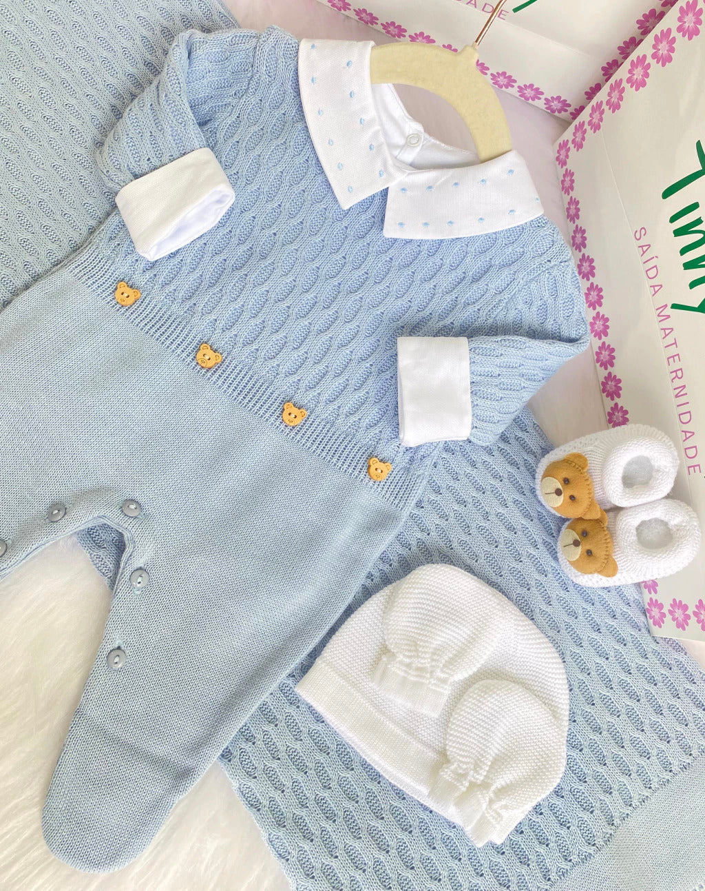 LION Complete Customizable Maternity Take-Home Kit | Personalize with Your Prince’s Name