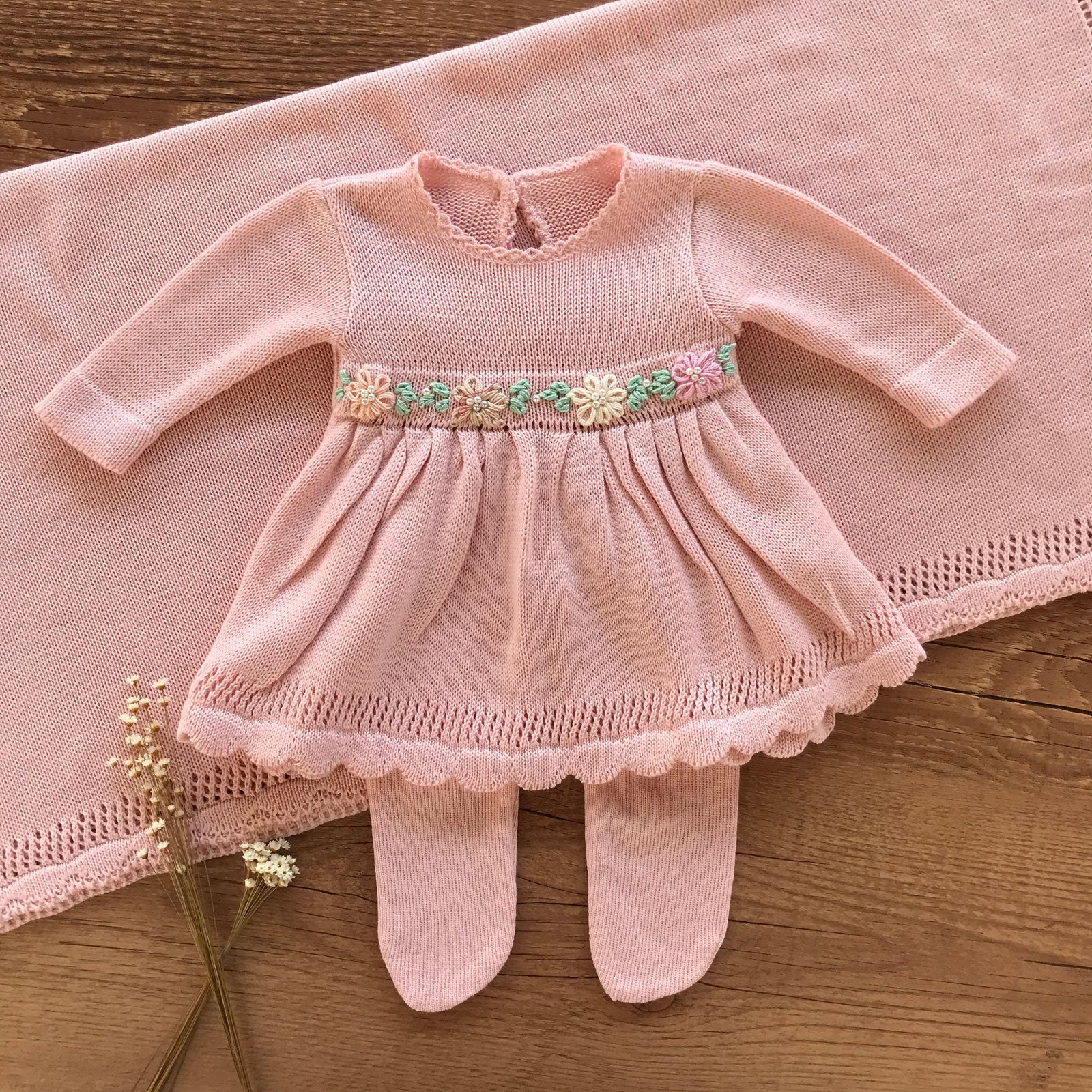 Embroidered Maternity Take-Home Set – 3 Pieces, Powder Pink