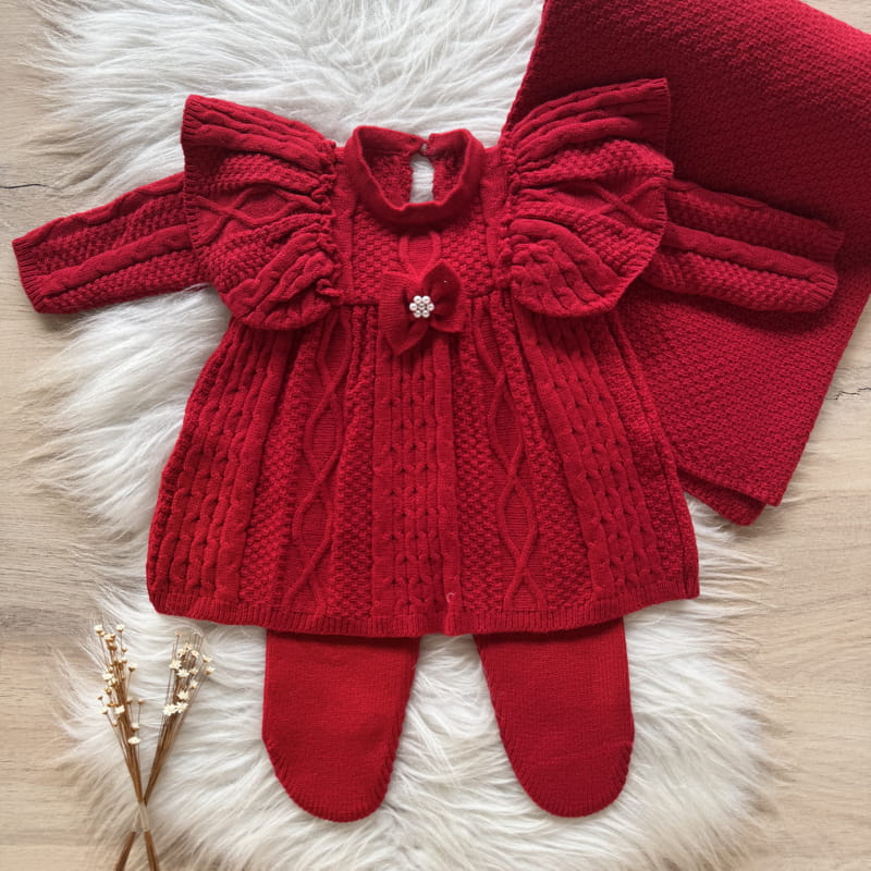 Detailed Knit Maternity Take-Home Set with Bow – 3 Pieces, Red