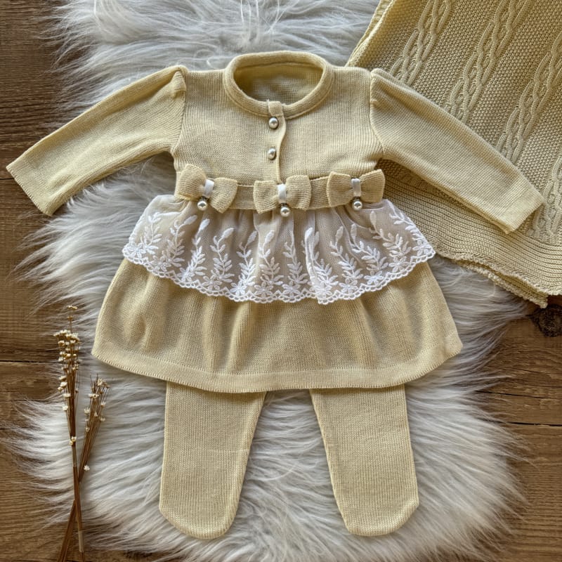 Maternity Take-Home Set with Guipure Detail – 3 Pieces, Yellow